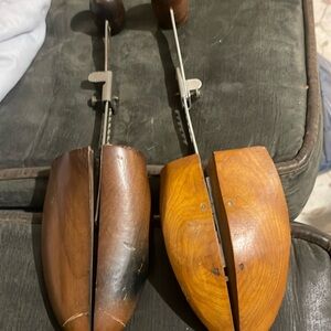 Men’s Women’s wooden shoe stretchers